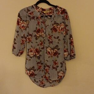 Princess Vera Wang Sheer Floral Tunic Blouse Gray Size S EUC
